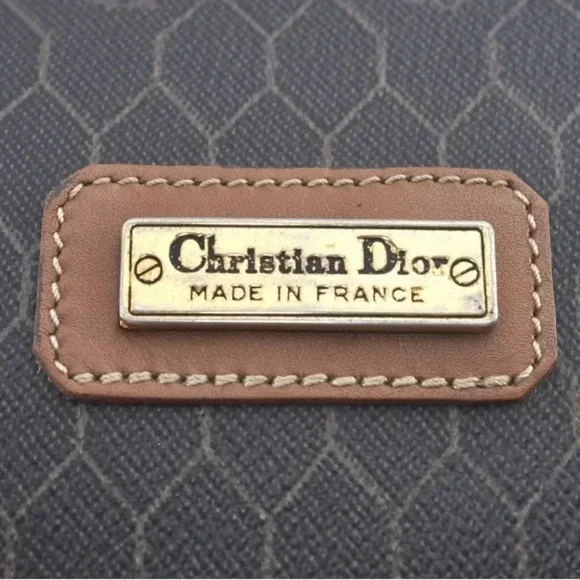 Christian Dior Vintage Honeycomb Clutch/Cosmetic Bag With Crossbody Strap. - Picture 8 of 17